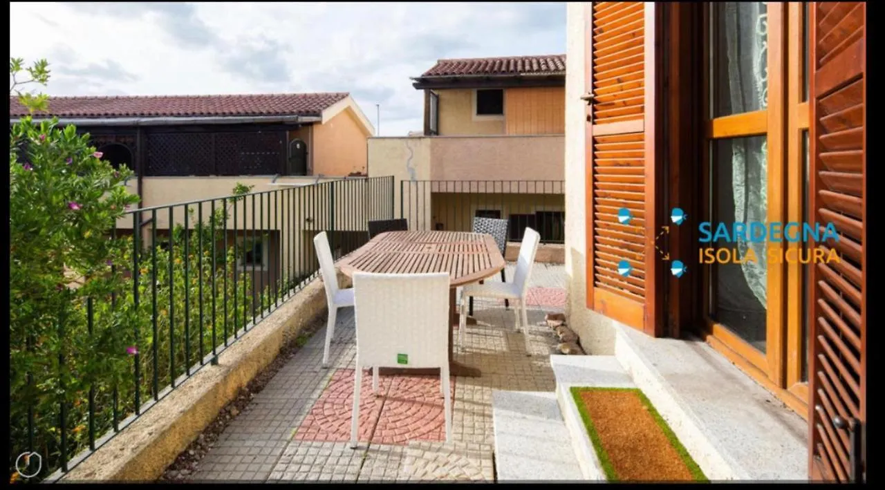 Airport-Shuttle-Till Night Check In-Pool-Garden-Aircond-Wifi-Parking Free Ольбия 0*,  Италия